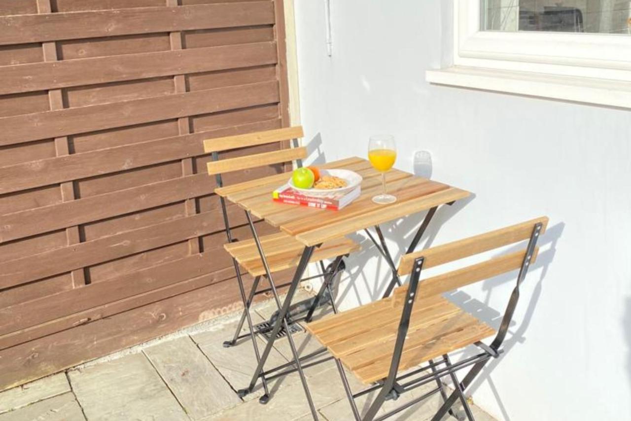 Cosy Haven Wembley Appartement Buitenkant foto